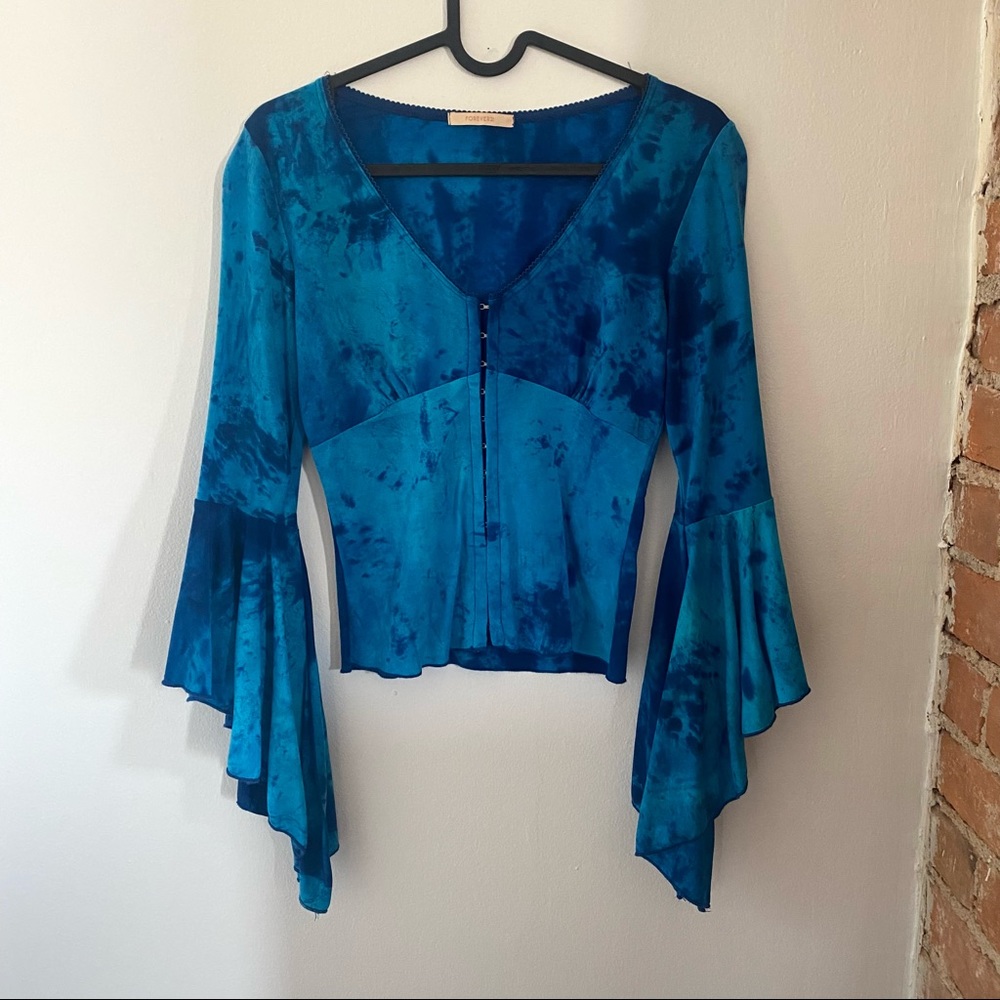 SOLD 🤍F21 VINTAGE🤍 90s Bell Sleeve Corset Top